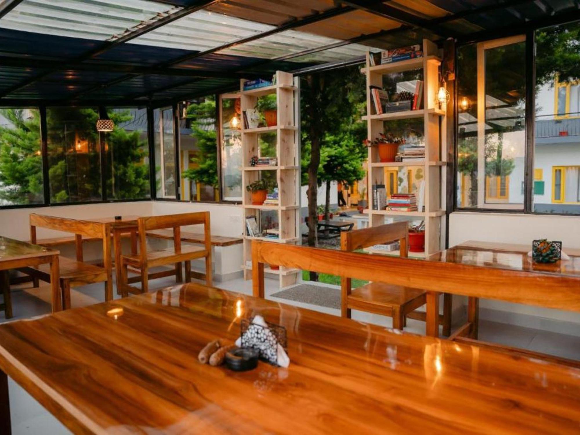 The Hosteller Bir 외부 사진